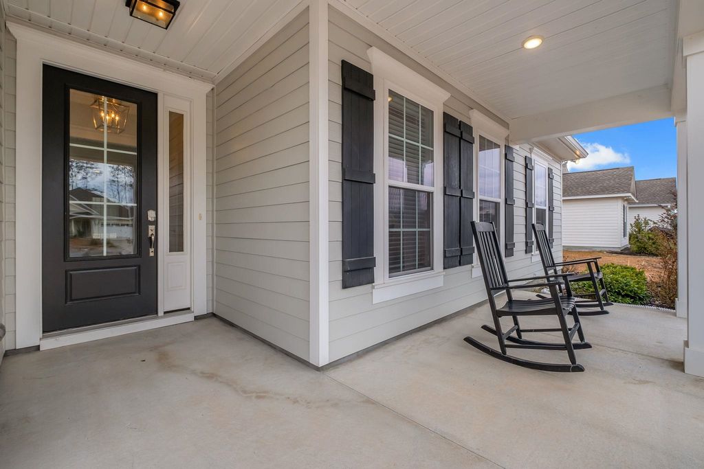 Photo of 34 Manchester Drive, Crawfordville, FL 32327 (MLS # 399124)