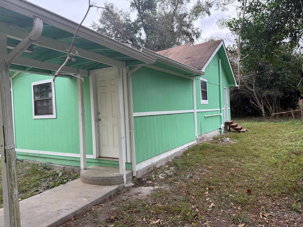 Photo of 31 Methodist Lane, Crawfordville, FL 32327 (MLS # 392773)