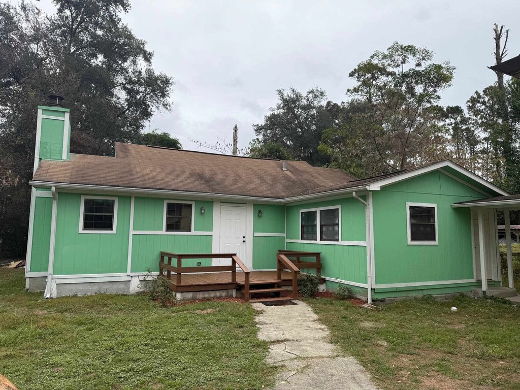 Photo of 31 Methodist Lane, Crawfordville, FL 32327 (MLS # 392773)