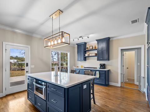 Tiny photo for 916 Hillcrest Court, Tallahassee, FL 32308 (MLS # 387213)