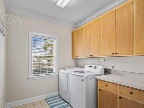 Tiny photo for 916 Hillcrest Court, Tallahassee, FL 32308 (MLS # 387213)
