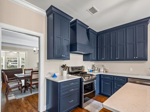 Tiny photo for 916 Hillcrest Court, Tallahassee, FL 32308 (MLS # 387213)