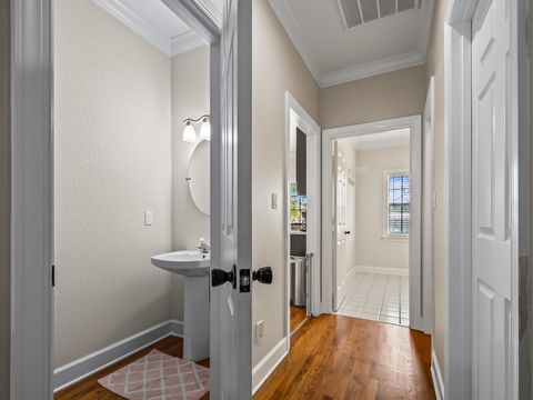Tiny photo for 916 Hillcrest Court, Tallahassee, FL 32308 (MLS # 387213)