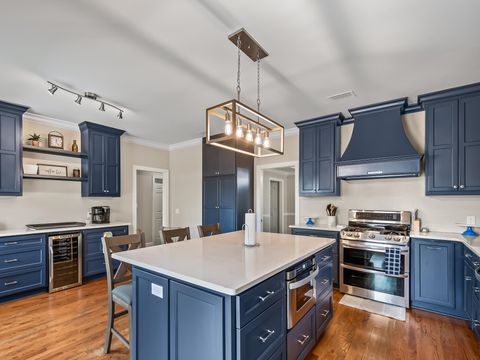 Tiny photo for 916 Hillcrest Court, Tallahassee, FL 32308 (MLS # 387213)