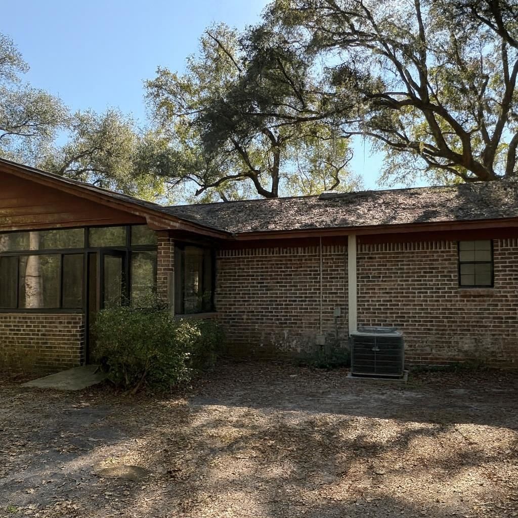 Photo of 96 MILL CREEK Road, Crawfordville, FL 32327 (MLS # 395194)