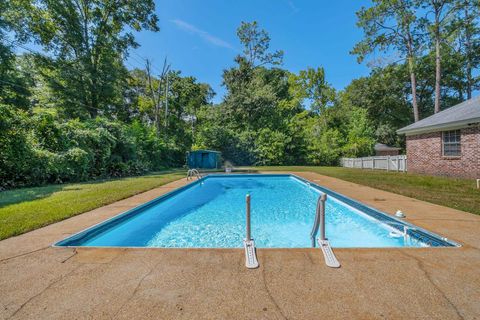 Tiny photo for 2613 Killarney Way, Tallahassee, FL 32309 (MLS # 392302)