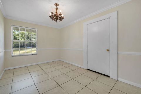 Tiny photo for 2613 Killarney Way, Tallahassee, FL 32309 (MLS # 392302)
