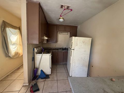 Tiny photo for 522 & 524 Kissimmee Street, Tallahassee, FL 32310 (MLS # 391018)