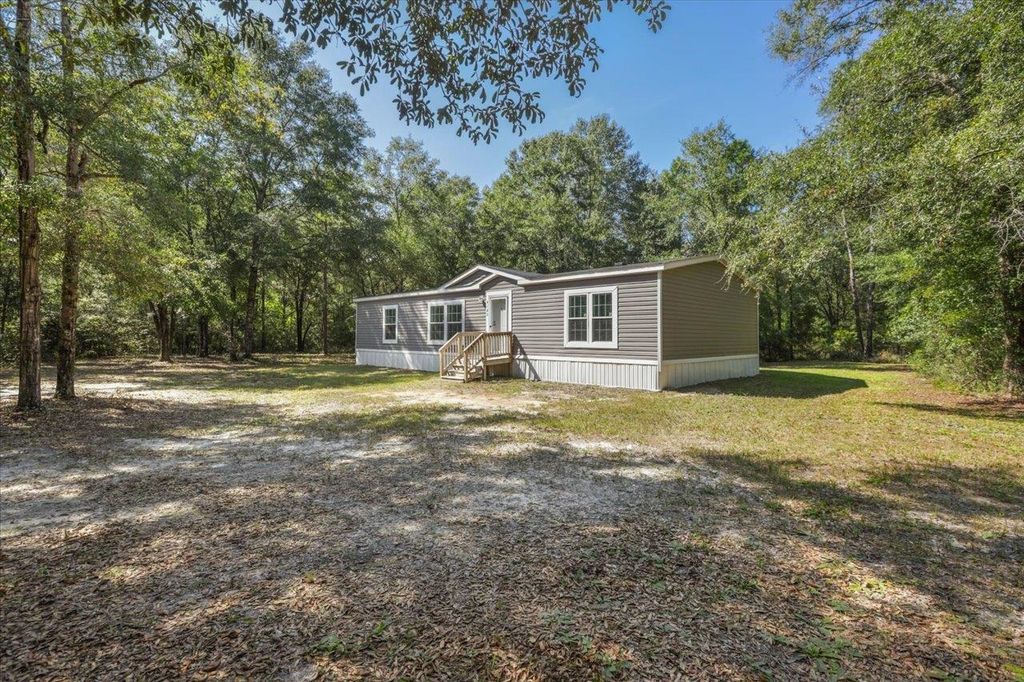 Photo of 1040 Hassell Drive, Tallahassee, FL 32305 (MLS # 390508)