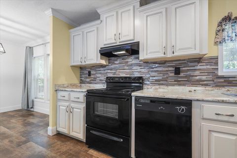 Tiny photo for 1040 Hassell Drive, Tallahassee, FL 32305 (MLS # 390508)