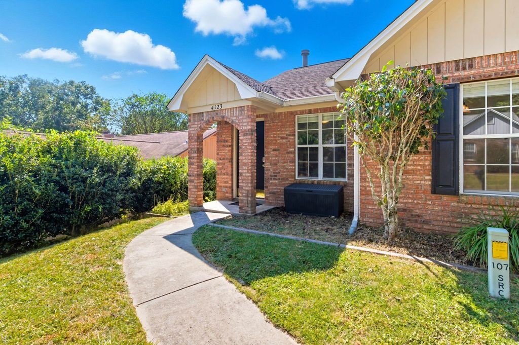 Photo of 4123 Stag Run Court, Tallahassee, FL 32311 (MLS # 391238)