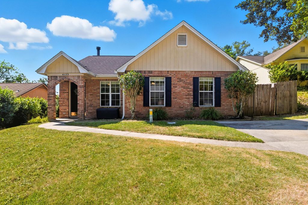 Photo of 4123 Stag Run Court, Tallahassee, FL 32311 (MLS # 391238)