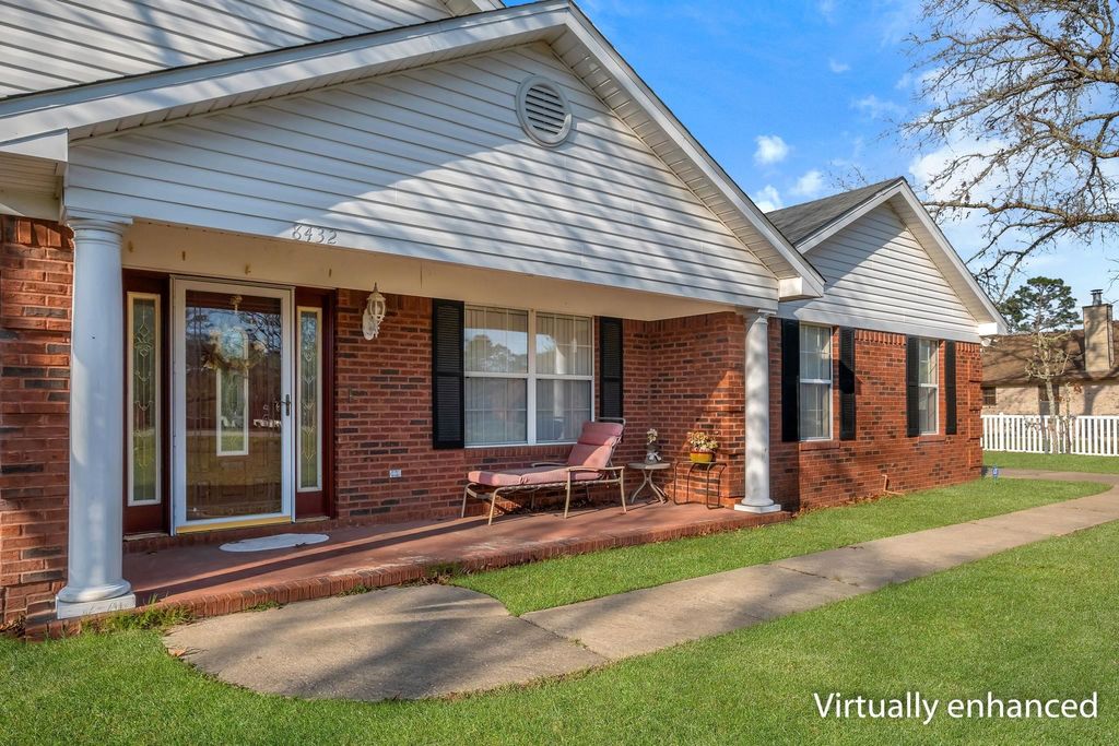 Photo of 8432 Monte Lane, Tallahassee, FL 32305 (MLS # 397431)