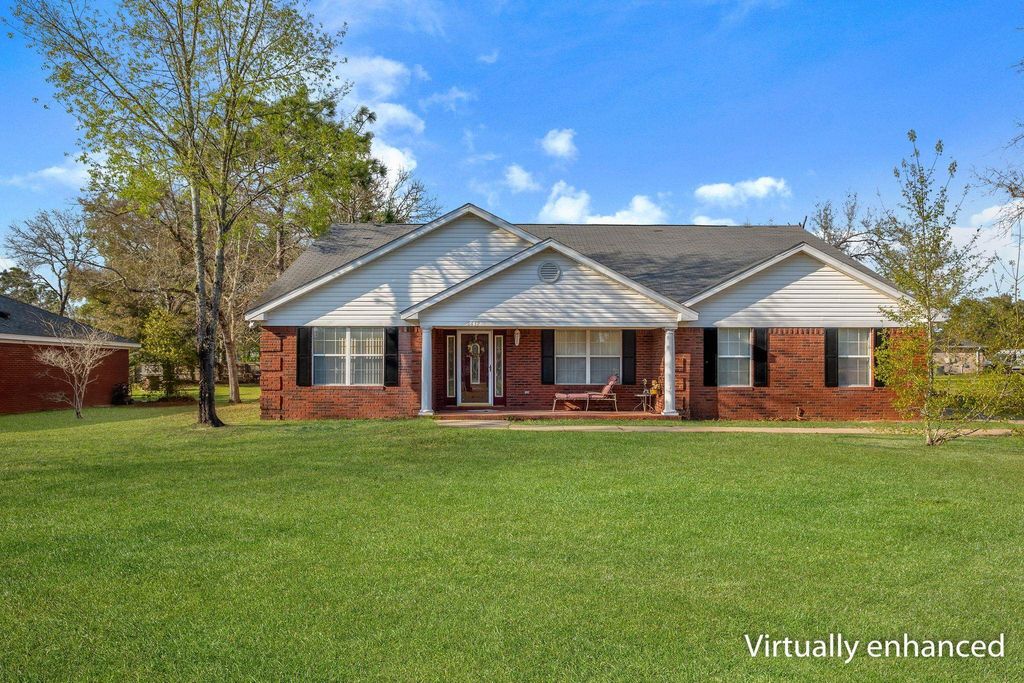 Photo of 8432 Monte Lane, Tallahassee, FL 32305 (MLS # 397431)