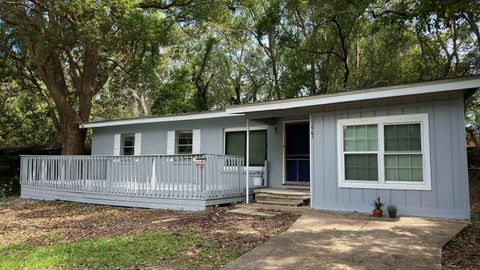 Photo of 1663 Sharkey Street, Tallahassee, FL 32304 (MLS # 397075)