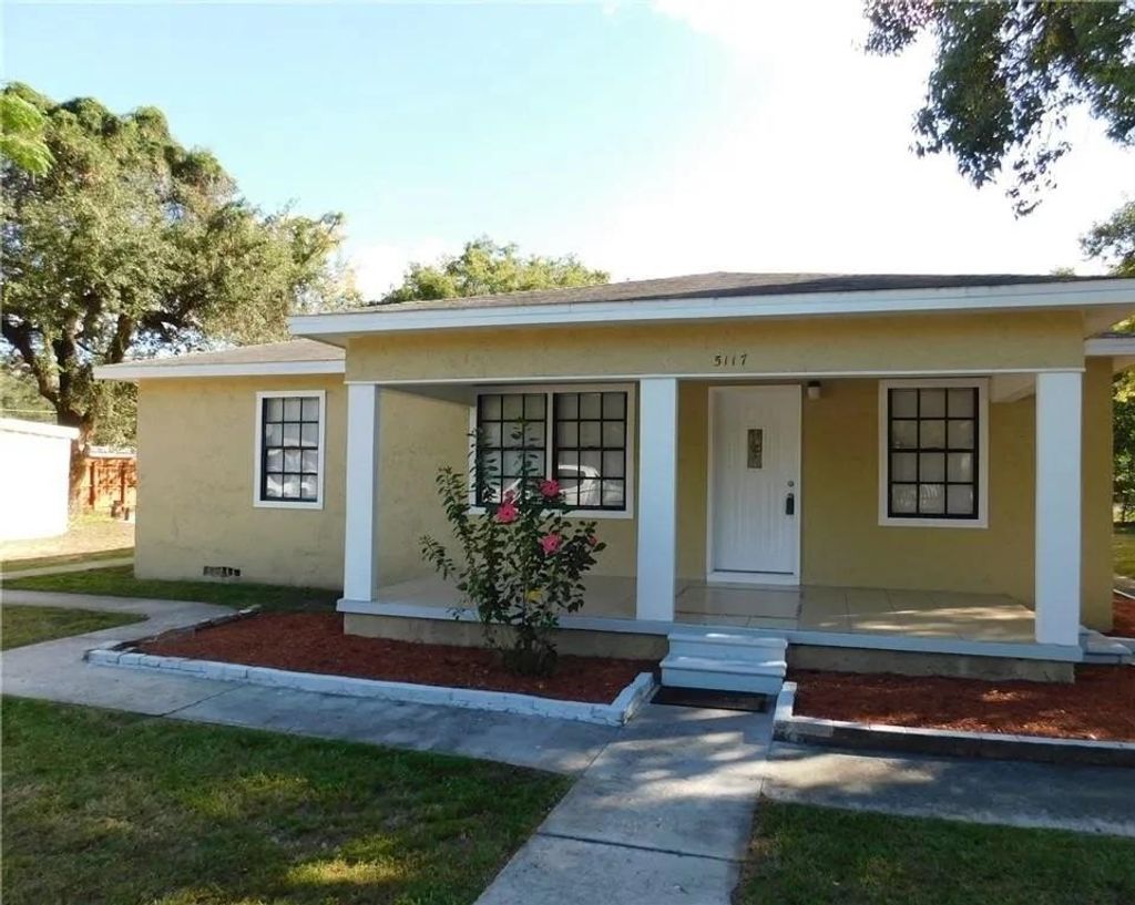 Photo of 5117 N 32nd Street, Tampa, FL 33610 (MLS # 394214)