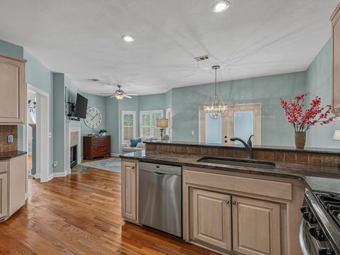 Tiny photo for 883 Hill Roost Road, Tallahassee, FL 32312 (MLS # 402281)