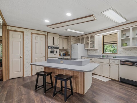 Tiny photo for 24057 LANIER Street, Tallahassee, FL 32310 (MLS # 400625)