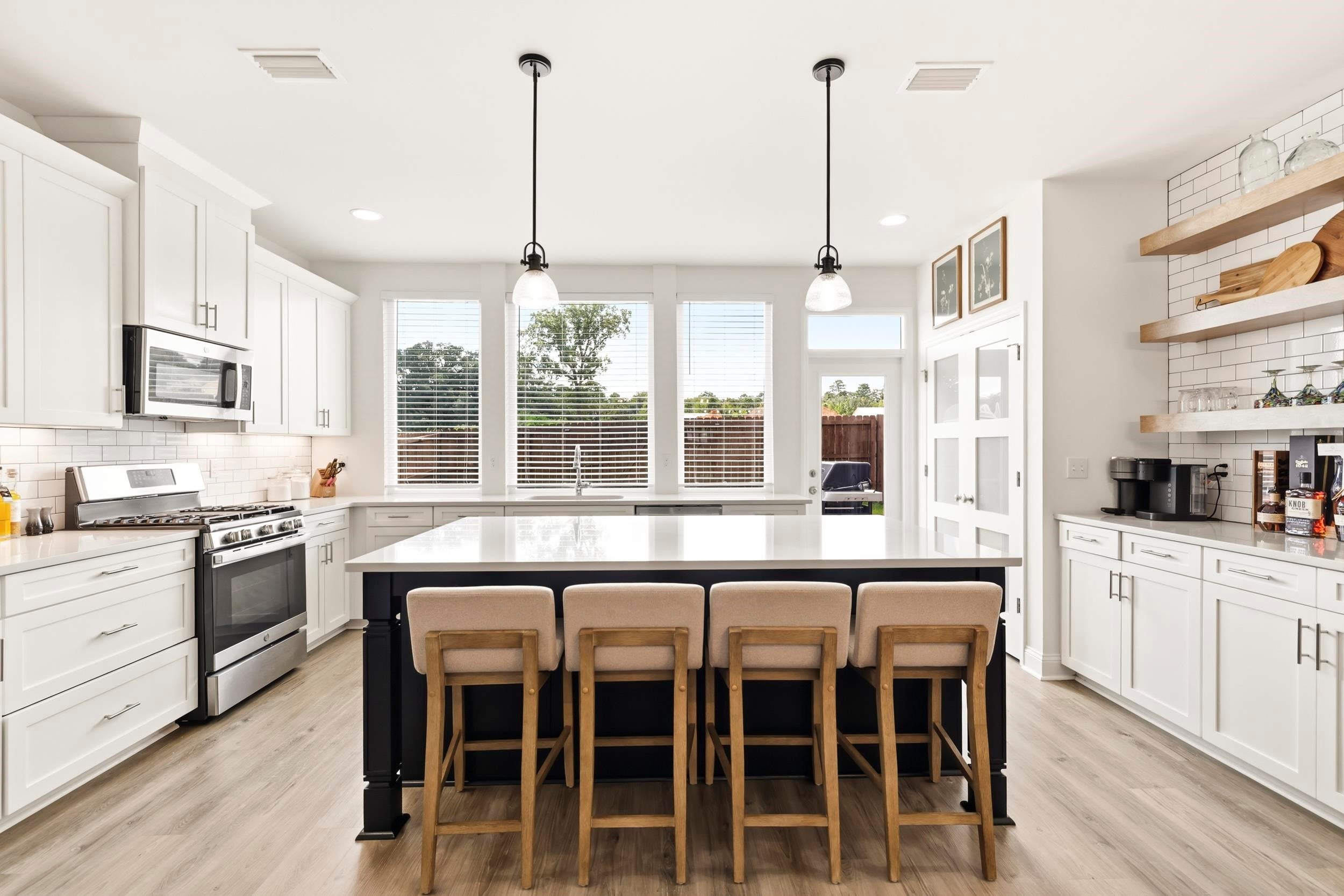3634 Meadow Vista Lane