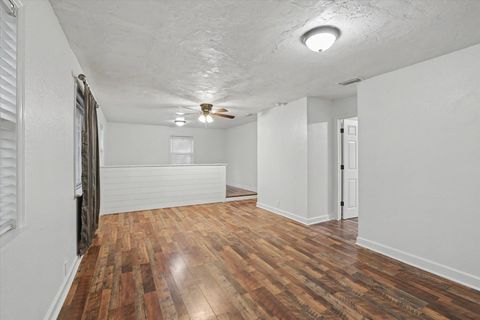 Tiny photo for 10632 Capitola Road, Tallahassee, FL 32317 (MLS # 399646)