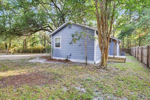Tiny photo for 10632 Capitola Road, Tallahassee, FL 32317 (MLS # 399646)