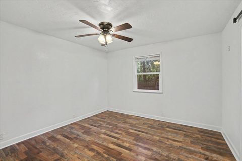 Tiny photo for 10632 Capitola Road, Tallahassee, FL 32317 (MLS # 399646)