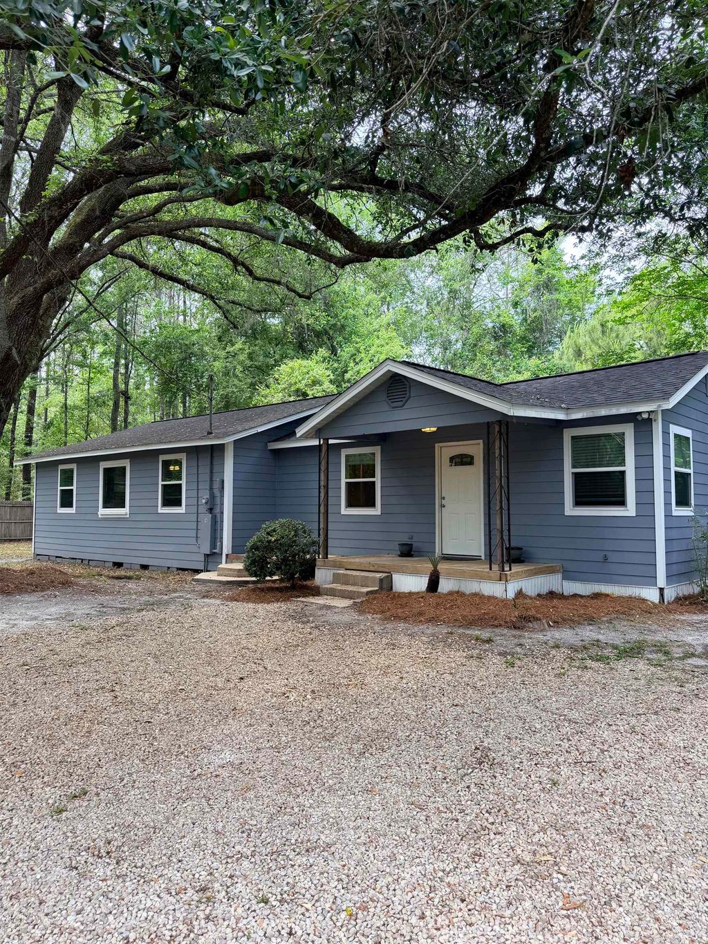 Photo of 10632 Capitola Road, Tallahassee, FL 32317 (MLS # 399646)