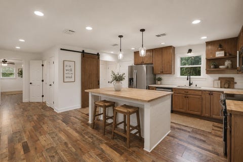 Tiny photo for 10632 Capitola Road, Tallahassee, FL 32317 (MLS # 399646)