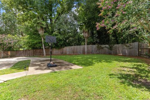 A home in TALLAHASSEE