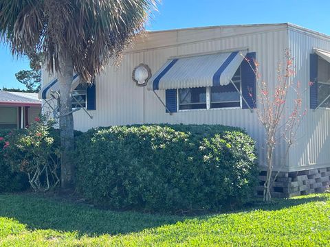 A home in Crawfordville