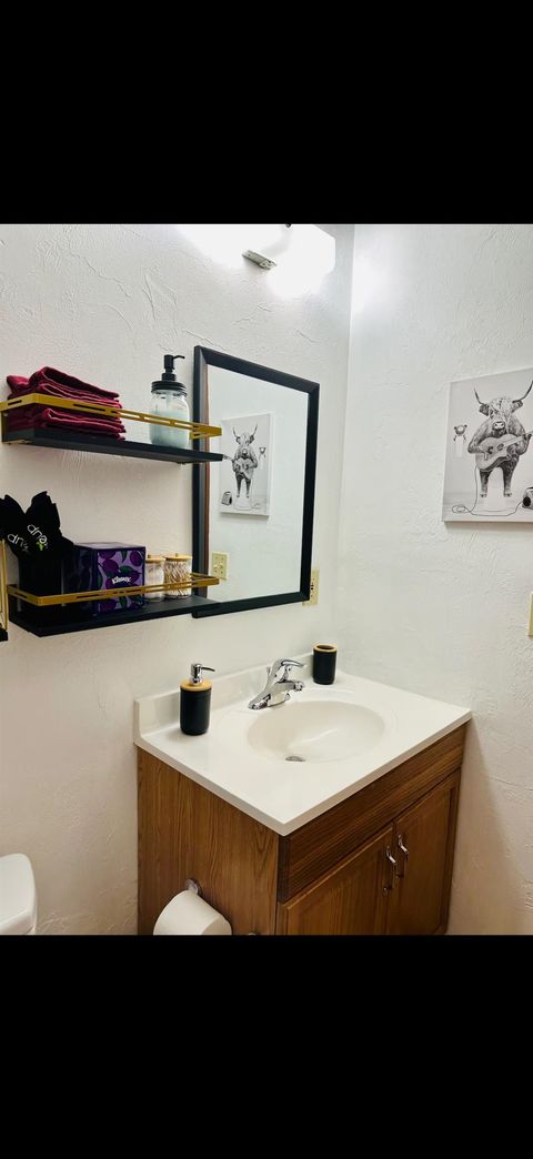 Tiny photo for 1085 Ocala Road, Tallahassee, FL 32304 (MLS # 394586)