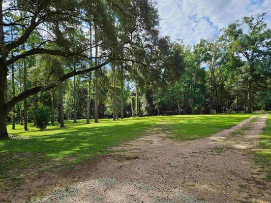 GALLANT FOX TRL, MICCOSUKEE CPO, FL 32309 - Image 6215fb3ffffb8f42da6843f37f2e8be8/3798036609