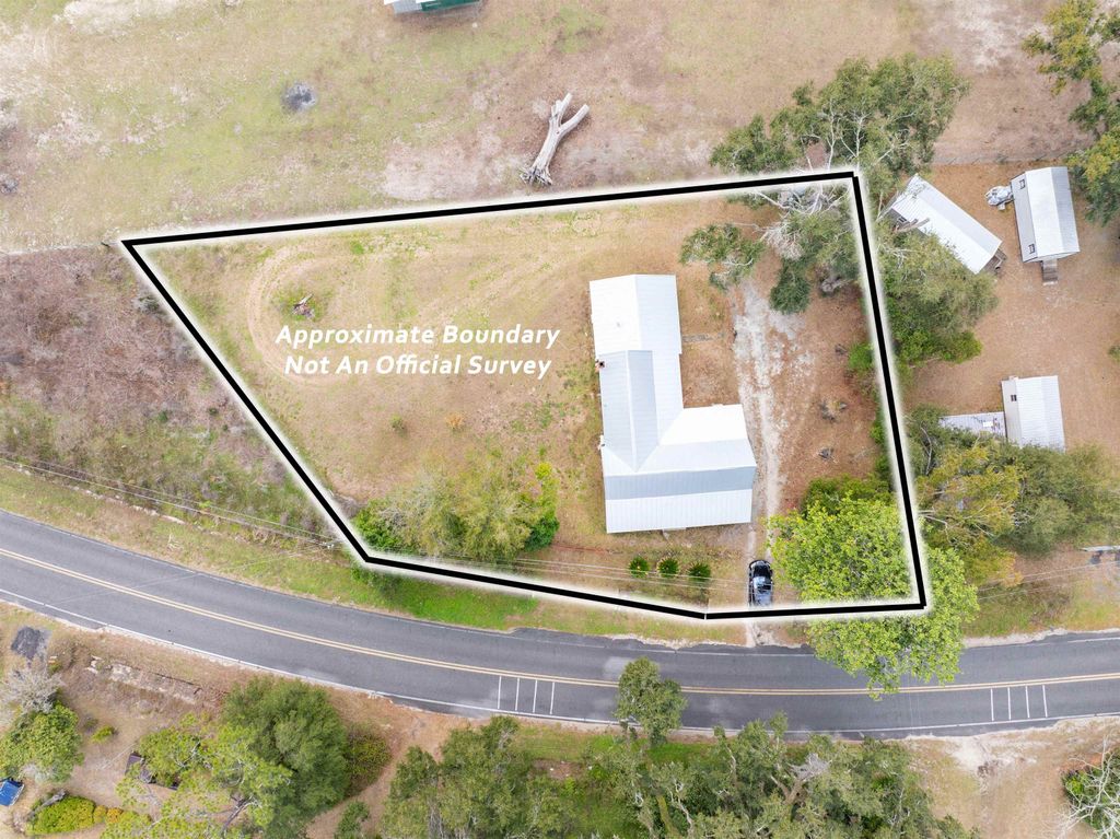 Photo of 242 NE Bellville Road, Pinetta, FL 32350 (MLS # 396484)