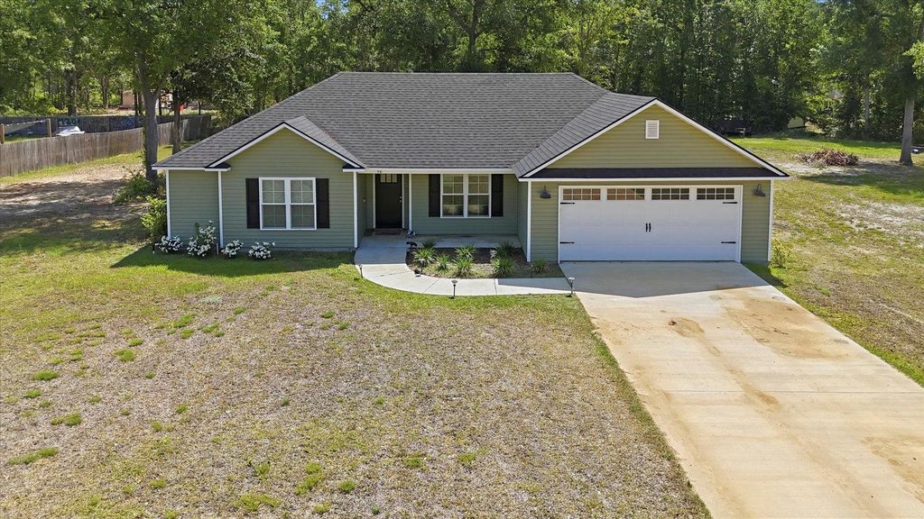 Photo of 90 Trail of Hawk RD, Other Georgia, GA 31643 (MLS # 399503)