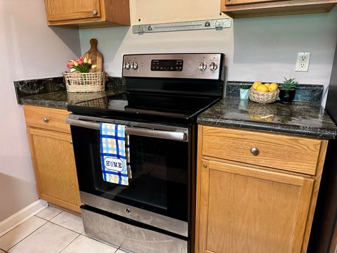 Tiny photo for 2740 W Tharpe Street #203, Tallahassee, FL 32303 (MLS # 390564)