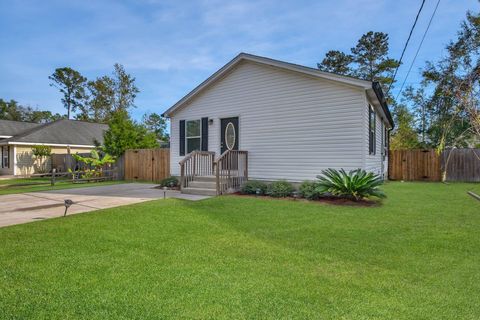 A home in Crawfordville