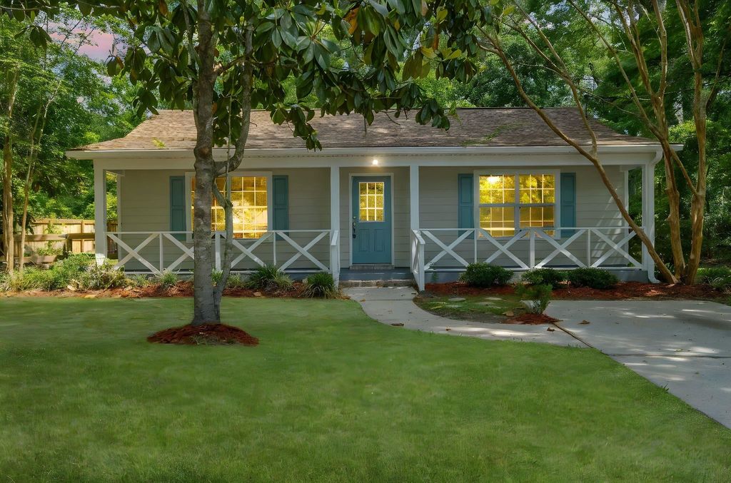 Photo of 32 Pirates Cove Lane, St Marks, FL 32355 (MLS # 395586)