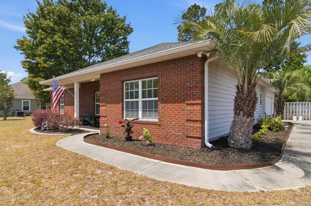 Photo of 42 Sycamore Trail, Crawfordville, FL 32327 (MLS # 398964)