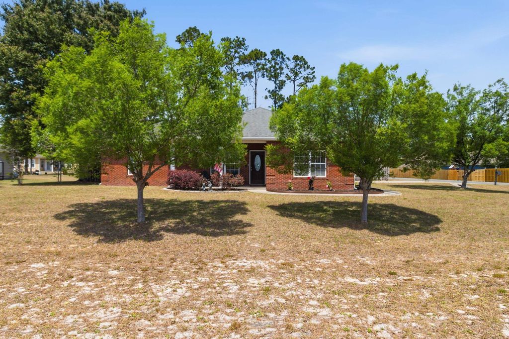 Photo of 42 Sycamore Trail, Crawfordville, FL 32327 (MLS # 398964)