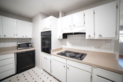 Tiny photo for 318 Meadowbrook Lane, Tallahassee, FL 32304 (MLS # 398974)