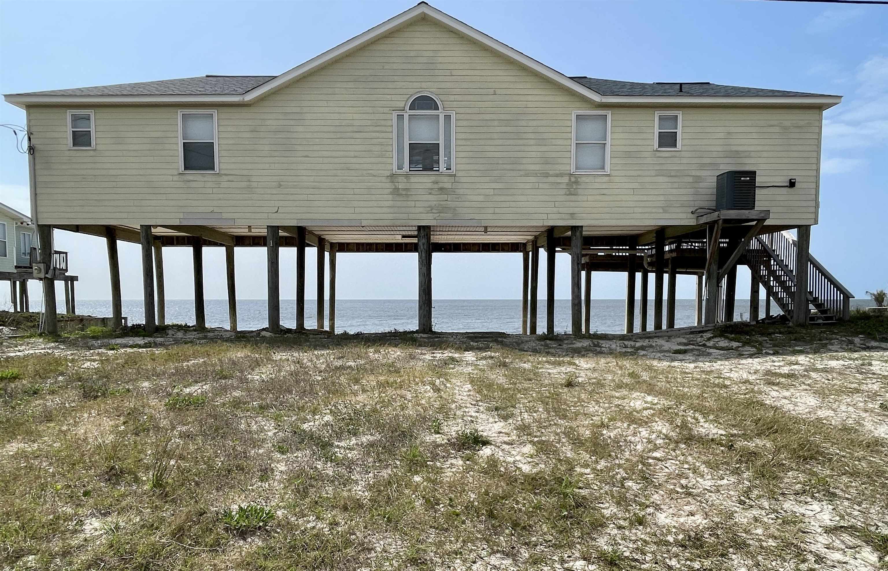 1251 Alligator Drive