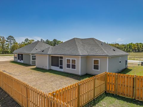 Tiny photo for 8 Divine Loop, Crawfordville, FL 32327 (MLS # 398099)