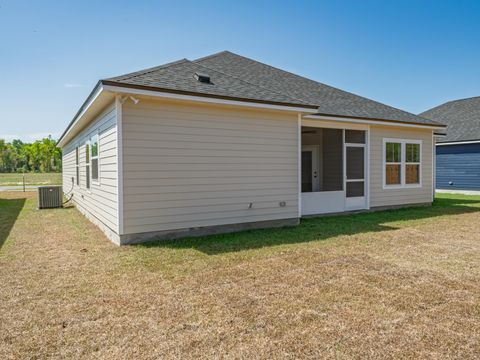 Tiny photo for 8 Divine Loop, Crawfordville, FL 32327 (MLS # 398099)