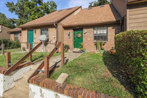 Tiny photo for 1055 Ocala Road, Tallahassee, FL 32304 (MLS # 395518)