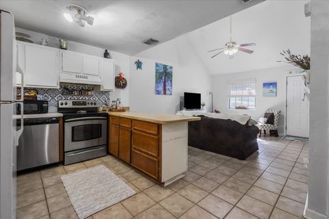 Tiny photo for 1055 Ocala Road, Tallahassee, FL 32304 (MLS # 395518)