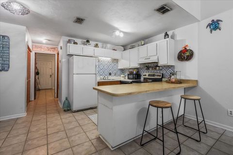 Tiny photo for 1055 Ocala Road, Tallahassee, FL 32304 (MLS # 395518)