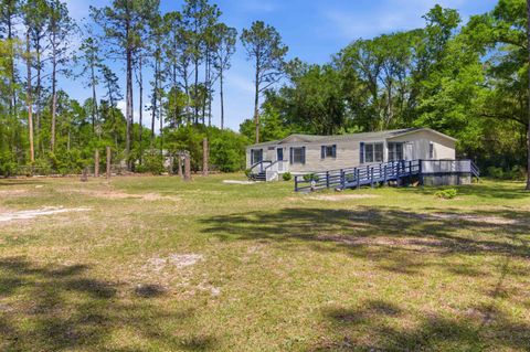 Photo of 8356 Wild Berry Lane, Tallahassee, FL 32305 (MLS # 398546)