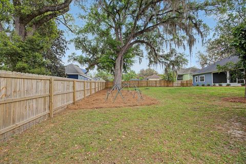 Tiny photo for 7492 SUNNY MARIANA Court, Tallahassee, FL 32311 (MLS # 398131)