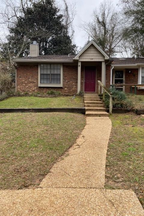 Photo of 177 W Whetherbine Way, Tallahassee, FL 32301 (MLS # 394393)