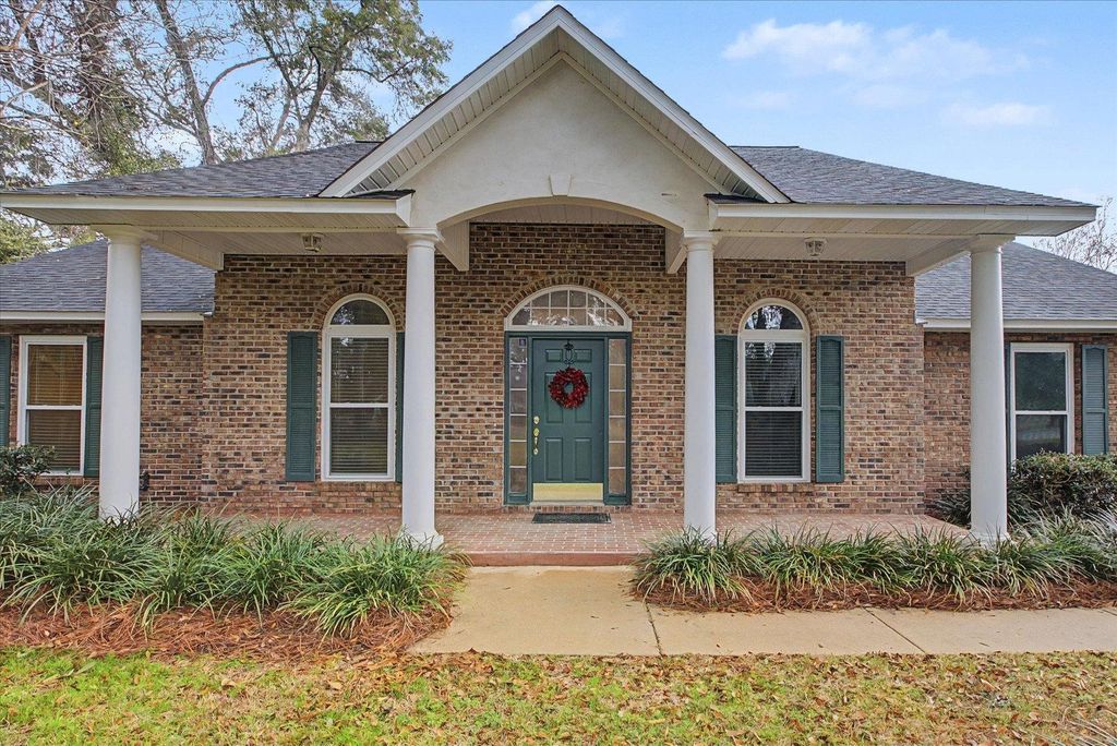 Photo of 6608 Landover Circle, Tallahassee, FL 32317 (MLS # 396541)